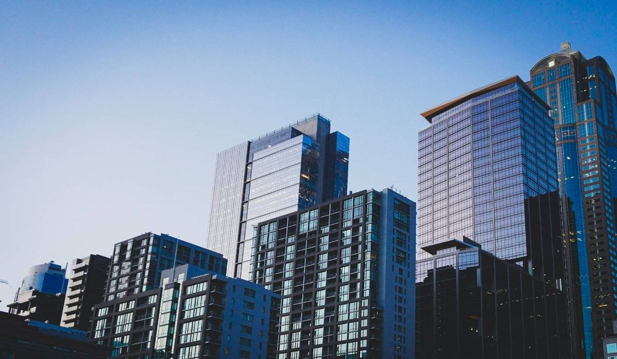 405 – 1108 6 Ave SW, a downtown corner unit